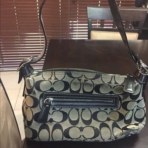Authentic Coach shoulder purse